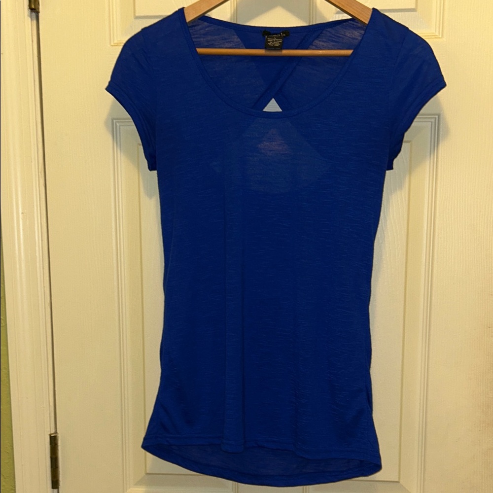 RUE 21 Blue Top L